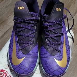 Kevin Durant 6 BHM Nikes